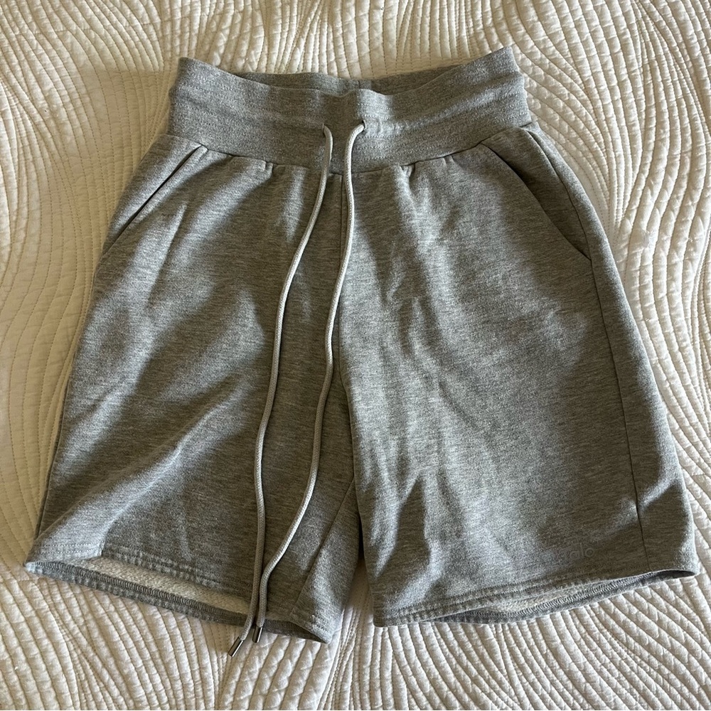 Alo Gray Shorts XS
